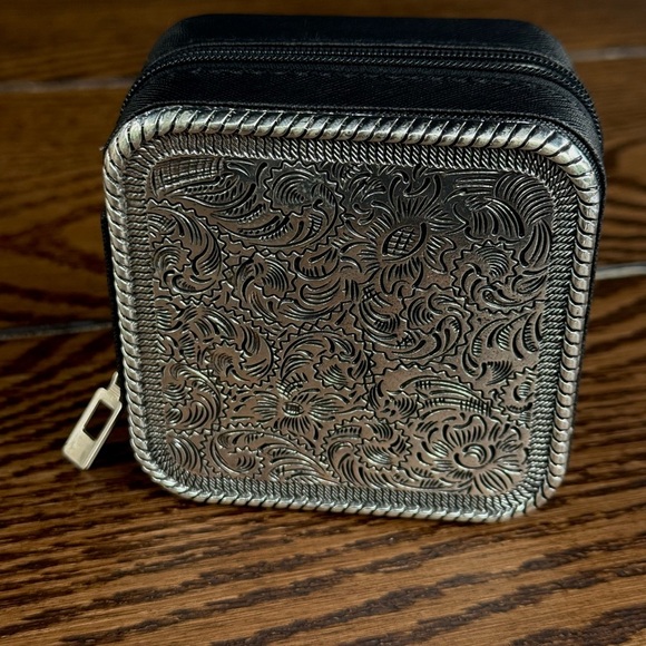 Western Etched Black and Silver Jewelry Box - Picture 2 of 4
